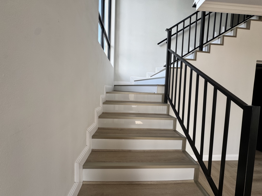4 Bedroom Property for Sale in Wilkoppies North West